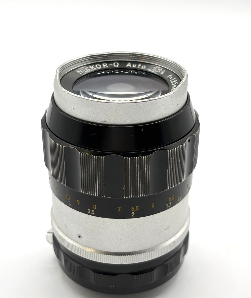Nikkor-Q 135mm f/3.5 Lens – Nikon F-Mount