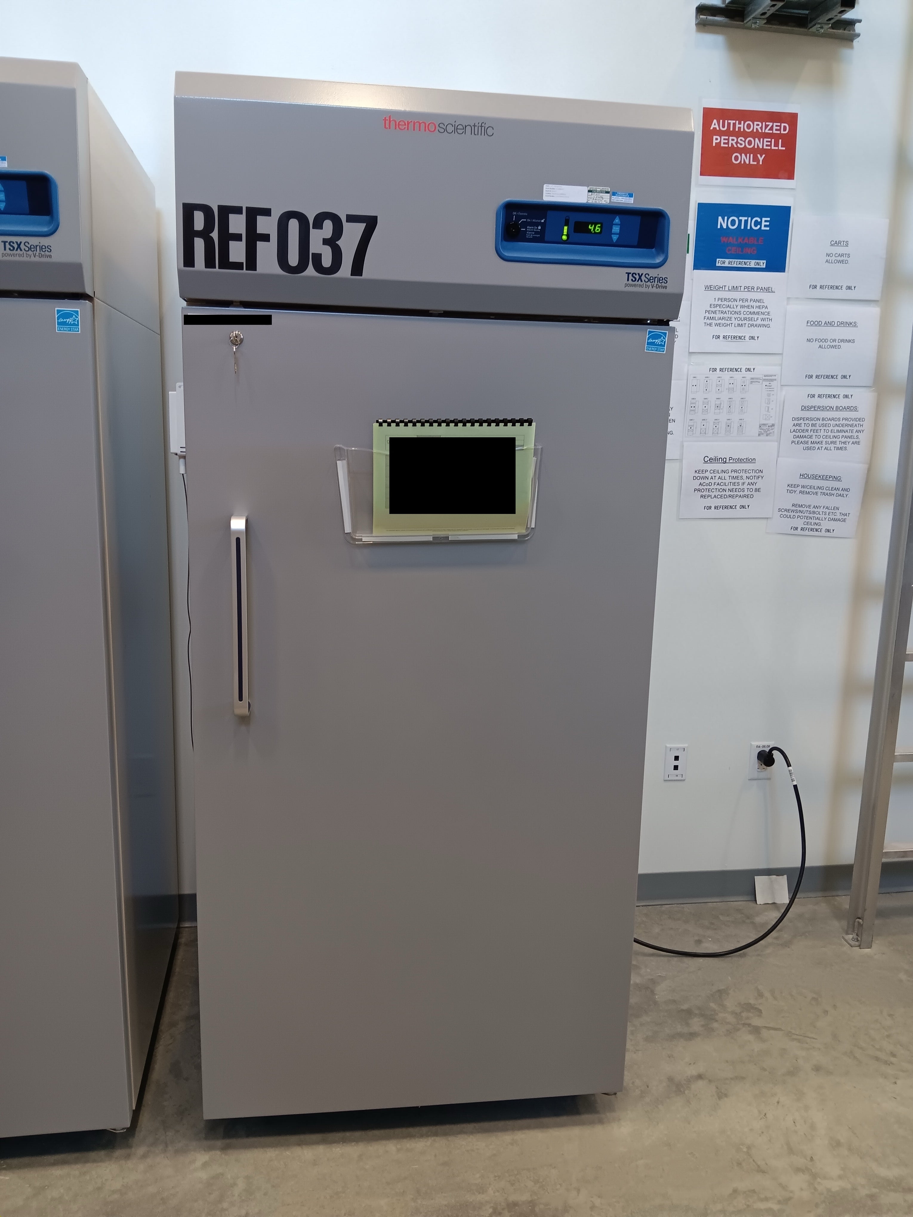 ❄️ Thermo Scientific TSX3005SA 2–8°C High-Performance Laboratory Refrigerator | Used